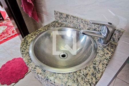 Casa à venda com 250m², 4 quartos e 3 vagas Casa à venda com 250m², 4 quartos e 3 vagasBanheiro da Suíte 1