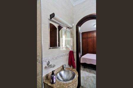 Casa à venda com 250m², 4 quartos e 3 vagas Casa à venda com 250m², 4 quartos e 3 vagasSuíte 2