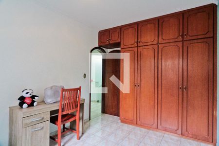 Casa à venda com 250m², 4 quartos e 3 vagas Casa à venda com 250m², 4 quartos e 3 vagasQuarto 1