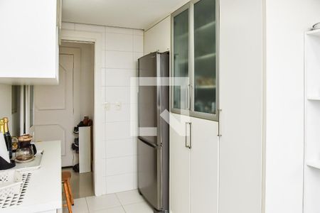 Apartamento à venda com 138m², 3 quartos e 2 vagas Apartamento à venda com 138m², 3 quartos e 2 vagasCozinha