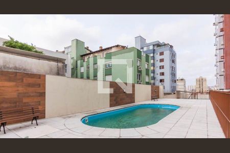 Apartamento à venda com 138m², 3 quartos e 2 vagas Apartamento à venda com 138m², 3 quartos e 2 vagasÁrea comum - Piscina