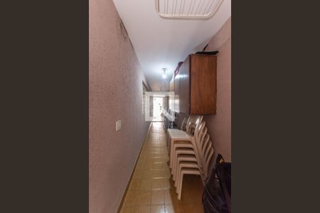 Casa à venda com 200m², 3 quartos e 2 vagas Casa à venda com 200m², 3 quartos e 2 vagasCorredor do Piso Inferior