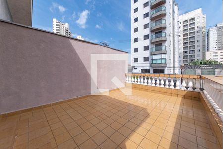 Casa à venda com 200m², 3 quartos e 2 vagas Casa à venda com 200m², 3 quartos e 2 vagasVaranda da Suíte