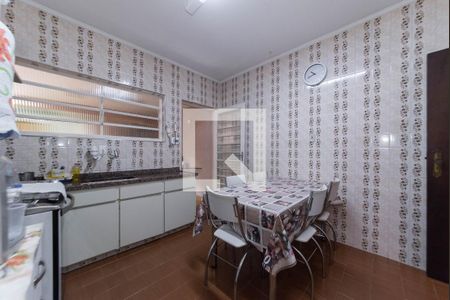 Casa à venda com 200m², 3 quartos e 2 vagas Casa à venda com 200m², 3 quartos e 2 vagasCozinha