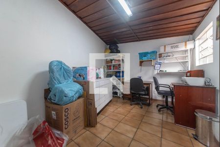 Casa à venda com 200m², 3 quartos e 2 vagas Casa à venda com 200m², 3 quartos e 2 vagasDepósito - Ateliê