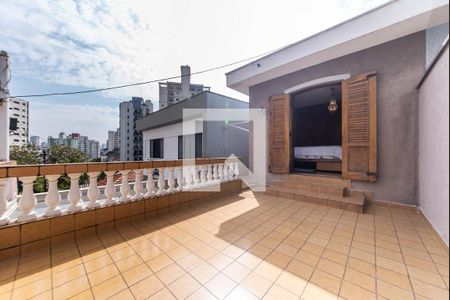 Casa à venda com 200m², 3 quartos e 2 vagas Casa à venda com 200m², 3 quartos e 2 vagasVaranda da Suíte