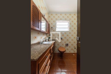 Casa à venda com 200m², 3 quartos e 2 vagas Casa à venda com 200m², 3 quartos e 2 vagasBanheiro da Suíte