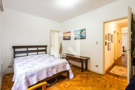 Casa à venda com 288m², 3 quartos e 3 vagasSuíte