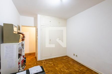 Casa à venda com 288m², 3 quartos e 3 vagasQuarto 2