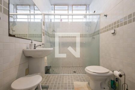 Casa à venda com 288m², 3 quartos e 3 vagasBanheiro