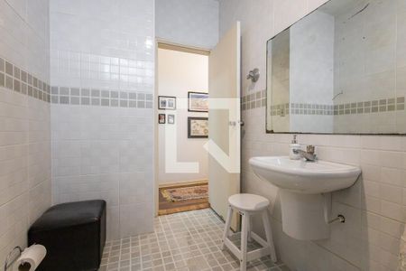 Casa à venda com 288m², 3 quartos e 3 vagasBanheiro