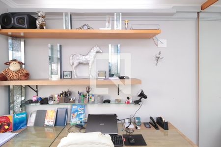 Apartamento à venda com 71m², 2 quartos e 3 vagas Apartamento à venda com 71m², 2 quartos e 3 vagasQuarto