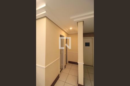 Apartamento à venda com 71m², 2 quartos e 3 vagas Apartamento à venda com 71m², 2 quartos e 3 vagasSalão de Festas - Lavabos