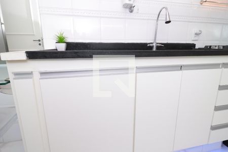 Apartamento à venda com 71m², 2 quartos e 3 vagas Apartamento à venda com 71m², 2 quartos e 3 vagasCozinha - Armários