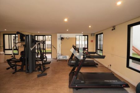 Apartamento à venda com 71m², 2 quartos e 3 vagas Apartamento à venda com 71m², 2 quartos e 3 vagasÁrea comum - Academia