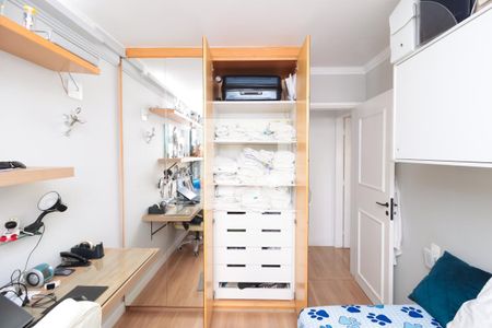 Apartamento à venda com 71m², 2 quartos e 3 vagas Apartamento à venda com 71m², 2 quartos e 3 vagasQuarto