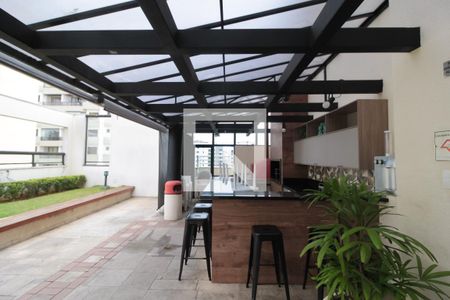 Apartamento à venda com 71m², 2 quartos e 3 vagas Apartamento à venda com 71m², 2 quartos e 3 vagasÁrea comum - Churrasqueira