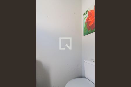 Casa à venda com 245m², 4 quartos e 2 vagas Casa à venda com 245m², 4 quartos e 2 vagasLavabo