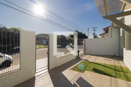 Casa à venda com 245m², 4 quartos e 2 vagas Casa à venda com 245m², 4 quartos e 2 vagasQuintal
