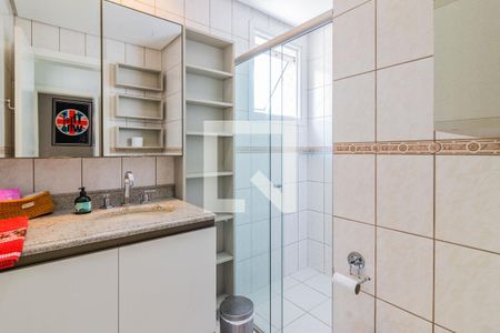 Apartamento à venda com 74m², 2 quartos e 1 vagaBanheiro da Suite