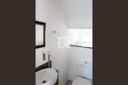Casa à venda com 259m², 3 quartos e 4 vagas Casa à venda com 259m², 3 quartos e 4 vagasBanheiro
