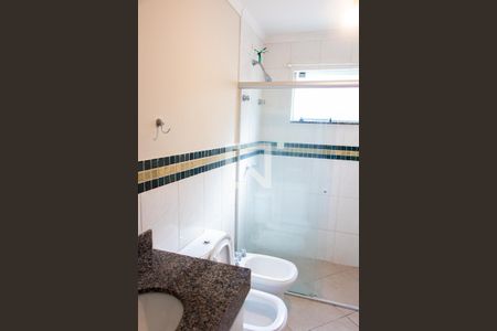 Casa à venda com 259m², 3 quartos e 4 vagas Casa à venda com 259m², 3 quartos e 4 vagasBanheiro
