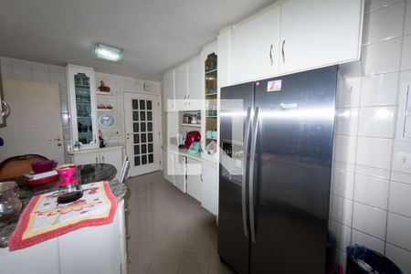 Apartamento à venda com 120m², 3 quartos e 2 vagas Apartamento à venda com 120m², 3 quartos e 2 vagasCozinha