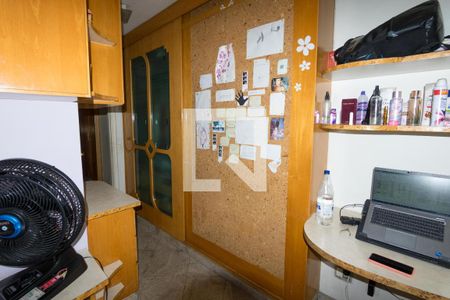 Apartamento à venda com 120m², 3 quartos e 2 vagas Apartamento à venda com 120m², 3 quartos e 2 vagasQuarto 3 - Suíte