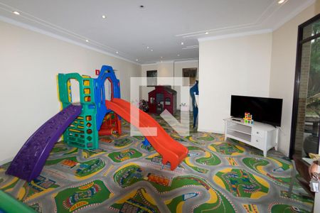 Apartamento à venda com 120m², 3 quartos e 2 vagas Apartamento à venda com 120m², 3 quartos e 2 vagasÁrea comum