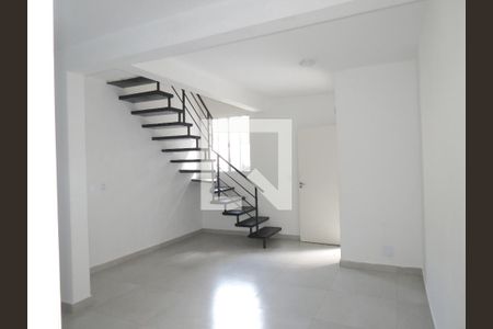 Sala - Foto 5 de casa de condomínio para alugar com 2 quartos, 70m² em Casa Verde Alta, São Paulo