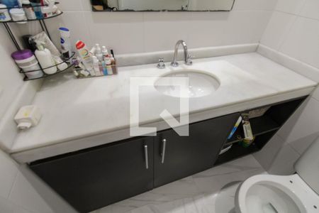 Apartamento à venda com 100m², 3 quartos e 2 vagasBanheiro da Suíte