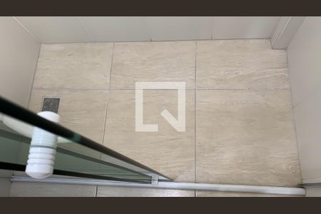 Casa de condomínio para alugar com 71m², 3 quartos e 1 vaga Casa de condomínio para alugar com 71m², 3 quartos e 1 vagaBanheiro