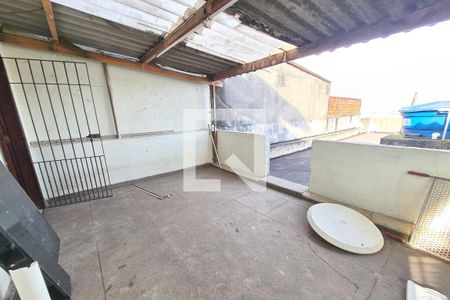 Casa à venda com 125m², 4 quartos e 2 vagas Casa à venda com 125m², 4 quartos e 2 vagasQuintal