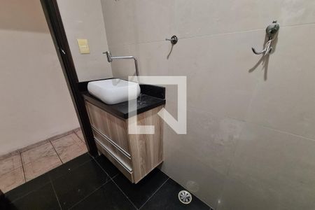 Casa à venda com 125m², 4 quartos e 2 vagas Casa à venda com 125m², 4 quartos e 2 vagasBanheiro 1