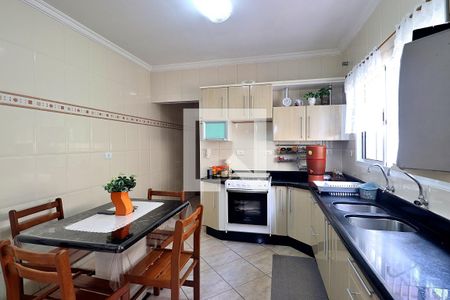 Casa à venda com 182m², 3 quartos e 2 vagasCozinha