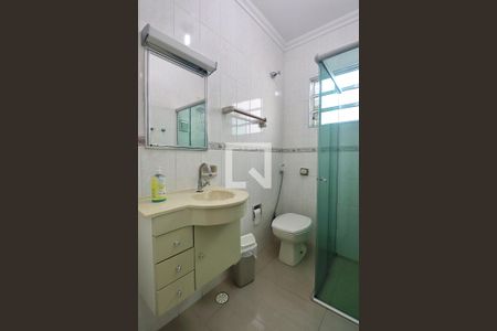 Casa à venda com 182m², 3 quartos e 2 vagasBanheiro 2