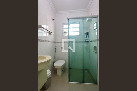 Casa à venda com 182m², 3 quartos e 2 vagasBanheiro 2