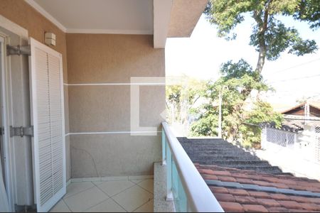 Casa à venda com 240m², 3 quartos e 2 vagasSacada da Suíte 1