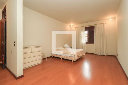 Casa à venda com 460m², 3 quartos e 6 vagas Casa à venda com 460m², 3 quartos e 6 vagasSuíte 3