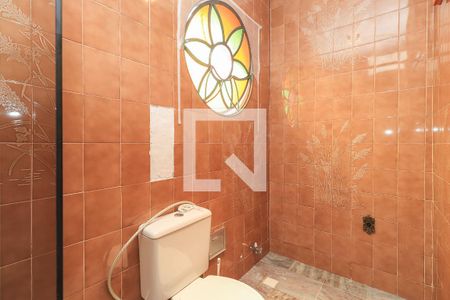 Casa à venda com 460m², 3 quartos e 6 vagas Casa à venda com 460m², 3 quartos e 6 vagasBanheiro da Suíte 2