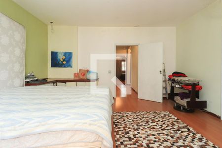 Casa à venda com 460m², 3 quartos e 6 vagas Casa à venda com 460m², 3 quartos e 6 vagasSuíte 2