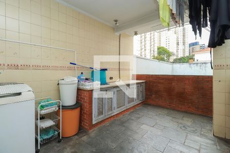 Casa à venda com 460m², 3 quartos e 6 vagas Casa à venda com 460m², 3 quartos e 6 vagasÁrea de Serviço