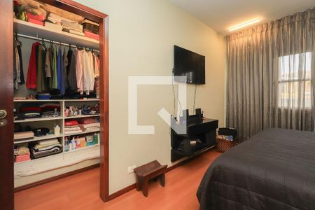 Casa à venda com 460m², 3 quartos e 6 vagas Casa à venda com 460m², 3 quartos e 6 vagasCloset da suíte 1