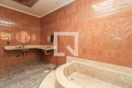 Casa à venda com 460m², 3 quartos e 6 vagas Casa à venda com 460m², 3 quartos e 6 vagasBanheiro da Suíte 2