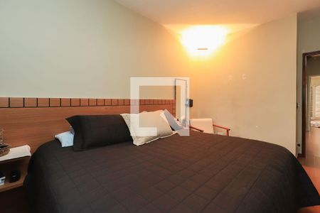 Casa à venda com 460m², 3 quartos e 6 vagas Casa à venda com 460m², 3 quartos e 6 vagasSuíte 1