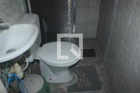 Casa à venda com 140m², 3 quartos e 3 vagasEdícula - Banheiro