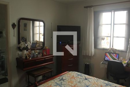 Casa à venda com 140m², 3 quartos e 3 vagasSuíte