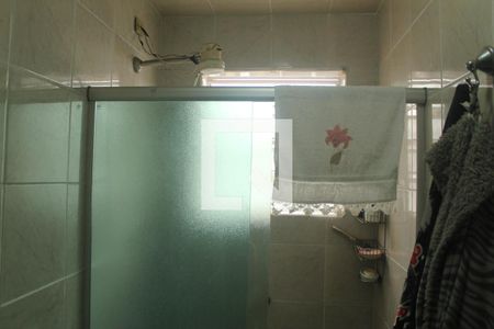 Casa à venda com 140m², 3 quartos e 3 vagasBanheiro da Suíte