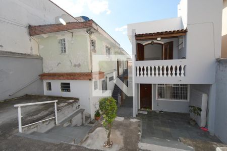 Casa à venda com 333m², 7 quartos e 8 vagasFachada das casas