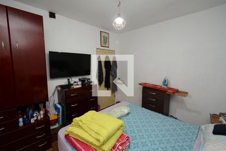 Casa à venda com 333m², 7 quartos e 8 vagasQuarto 1 - Casa 2